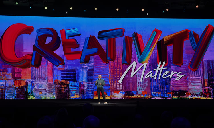 Adobe Aktie - Creativity Matters - Präsentation auf Messe von Adobe